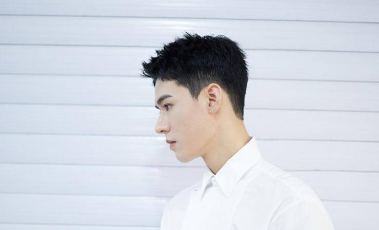時(shí)尚揭秘，最新男款潮流大解密！