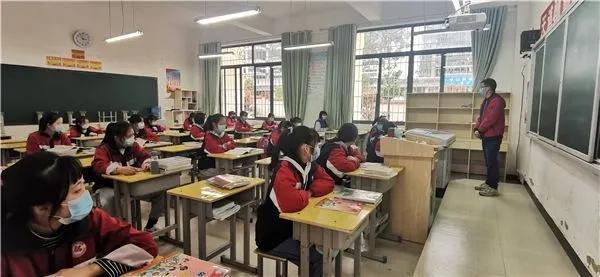 高校暑假開學(xué)時(shí)間最新,高校暑假開學(xué)時(shí)間最新，一場(chǎng)時(shí)空的博弈
