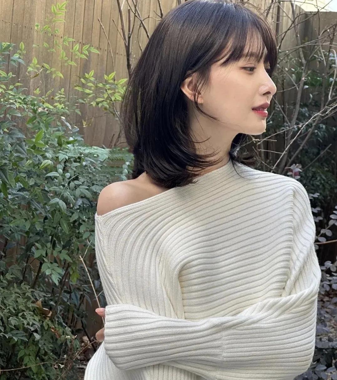 今年女性最新發(fā)型，科技重塑潮流之美