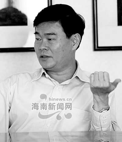 吳亞榮最新動態(tài)，小巷深處的獨特風(fēng)味探索之旅