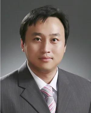 巖町小巷的獨特風情揭秘