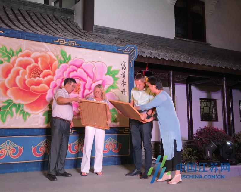越劇演員范曉萍，傳統(tǒng)藝術(shù)的璀璨代表