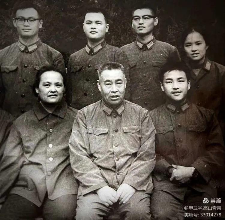 王聯(lián)輝，聚焦科技前沿，創(chuàng)新引領(lǐng)未來